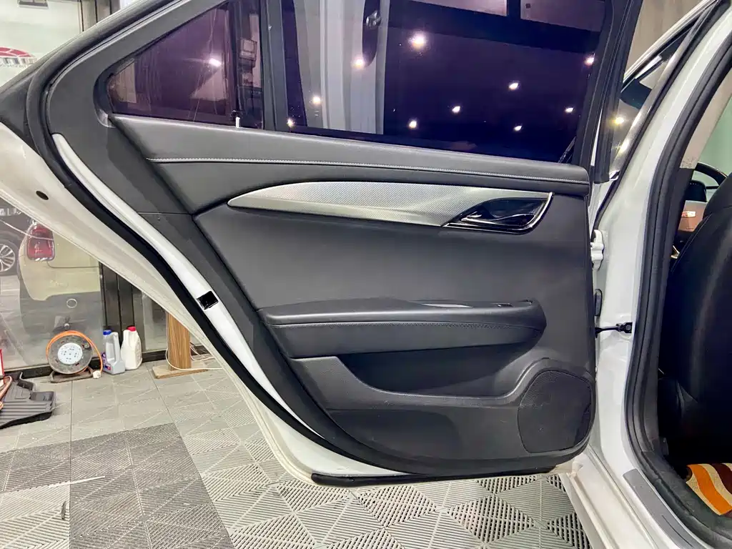 Cadillac ATS-L — миниатюра 13
