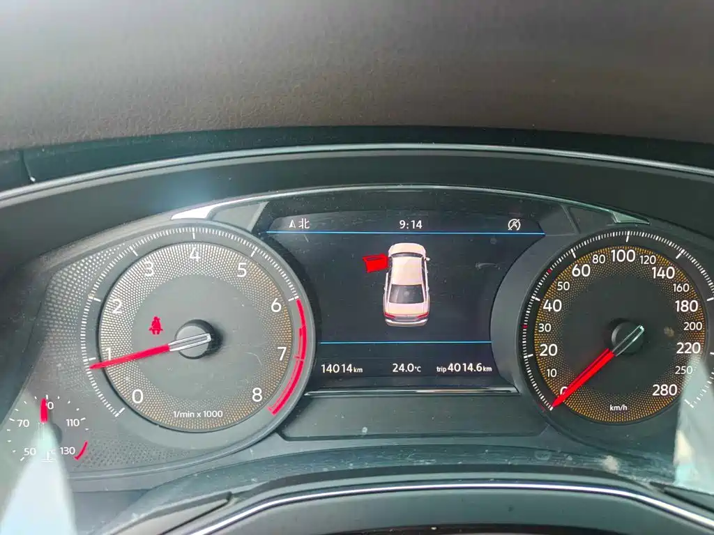 Volkswagen Phideon — миниатюра 5