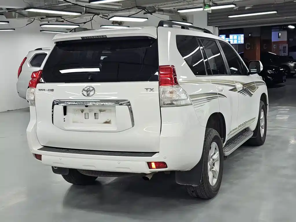 Toyota Land Cruiser Prado 2010 4.0L AT TX-L