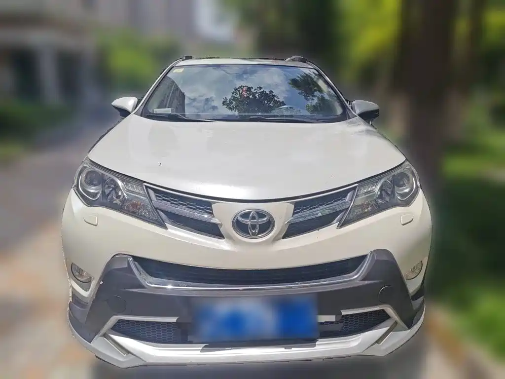 Toyota RAV4 — миниатюра 24