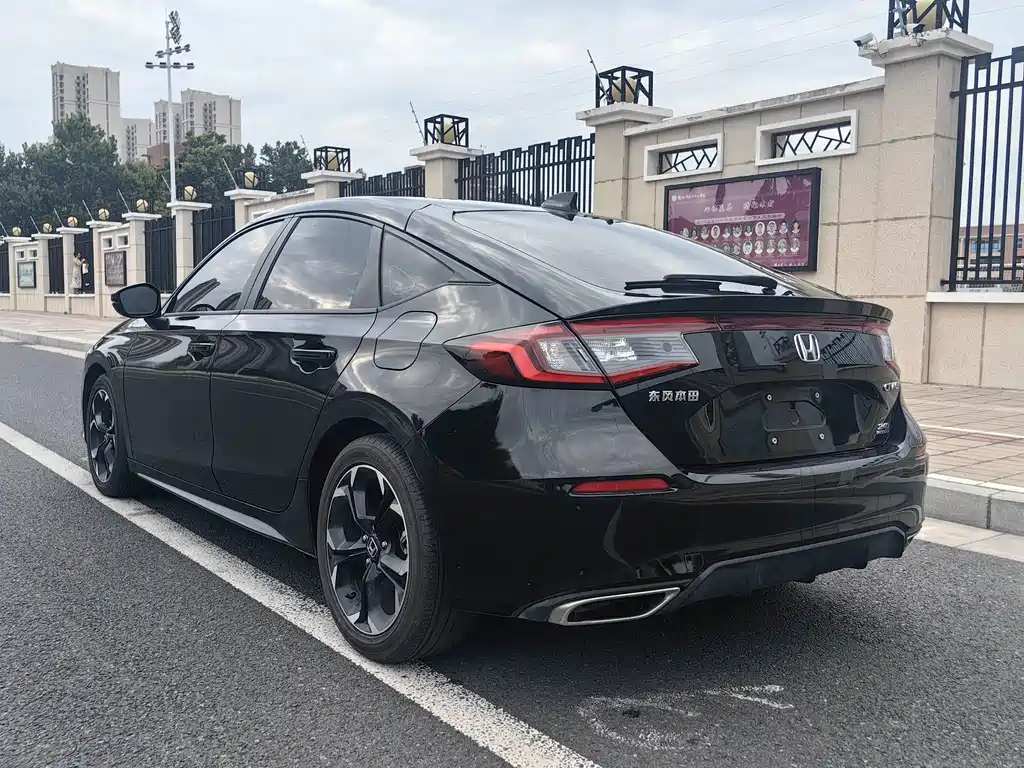 Honda Civic — миниатюра 4
