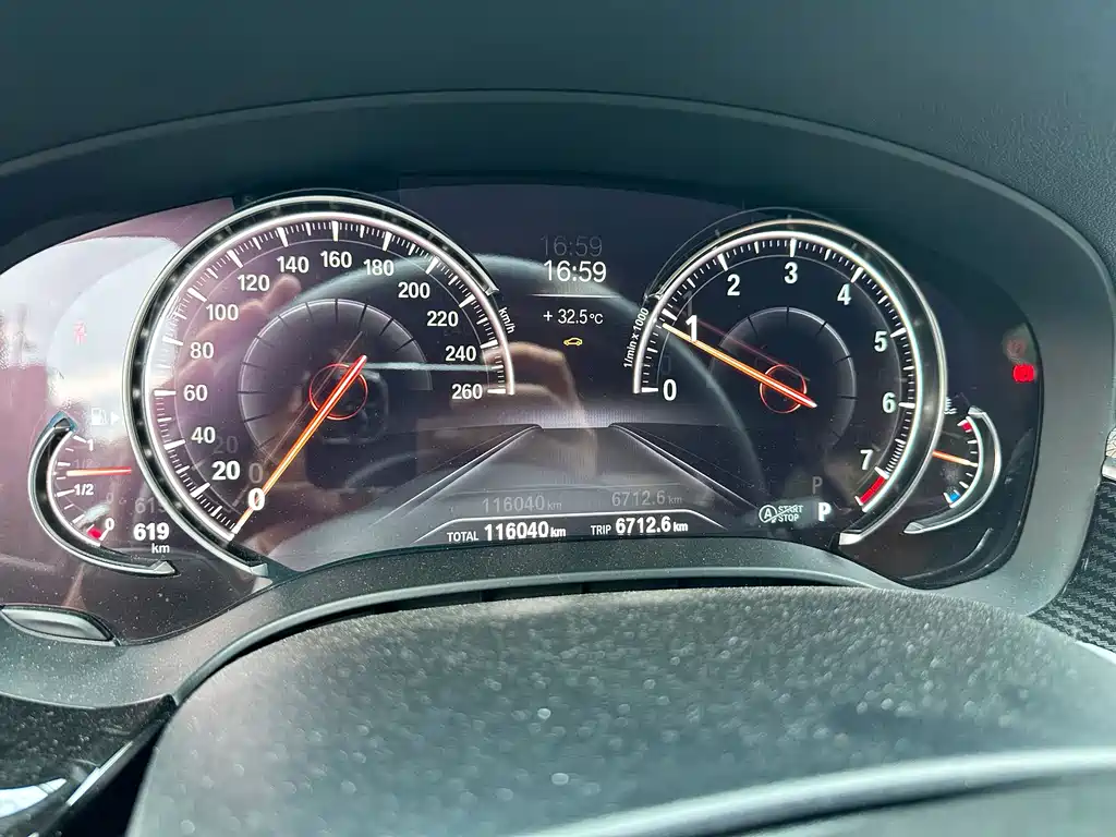 BMW 5 Series (Import) — миниатюра 15
