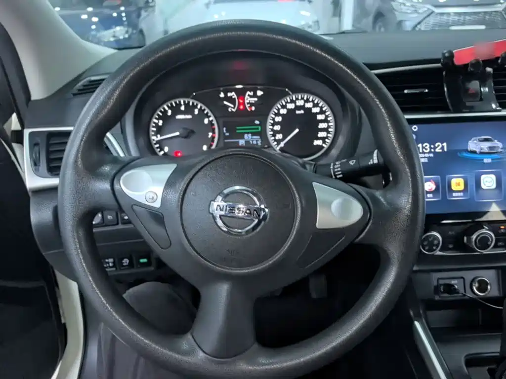Nissan Sylphy — миниатюра 11