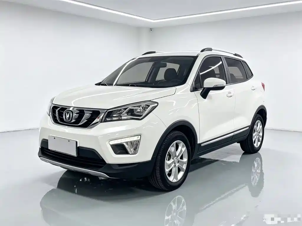 Changan CS15 — миниатюра 2