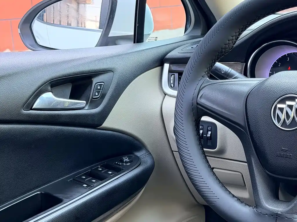 Buick Verano — миниатюра 18