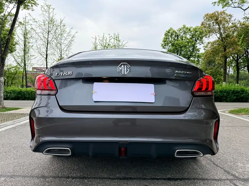 MG 5 2021 180DVVT CVT Luxury