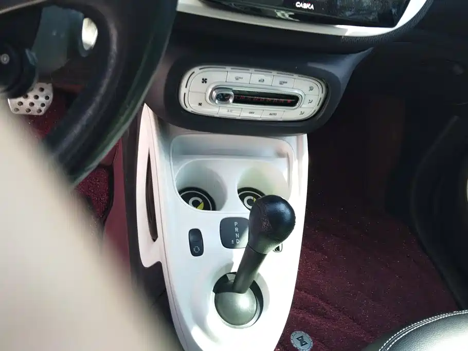 smart Smart Fortwo — миниатюра 16