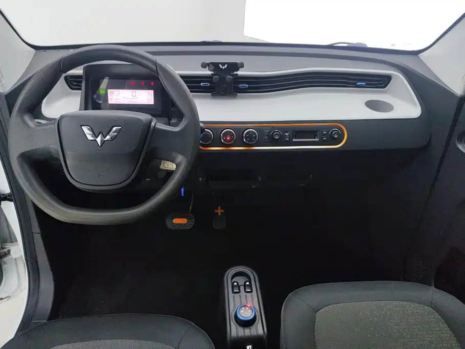 Wuling MINIEV — миниатюра 12