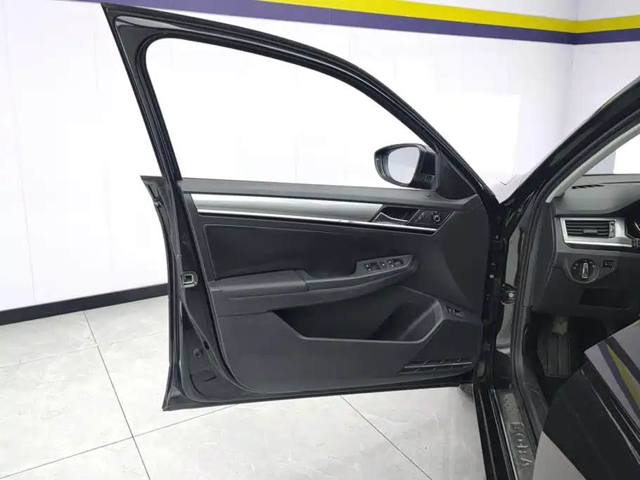 Volkswagen Bora — миниатюра 7