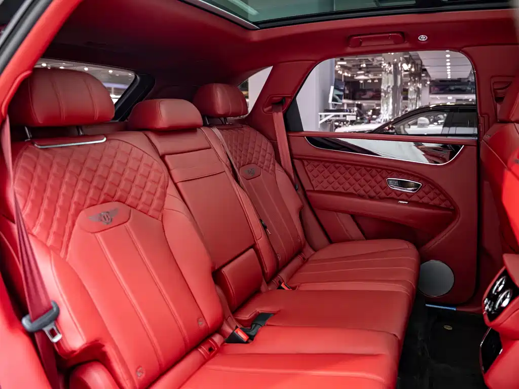 Bentley Bentayga — миниатюра 15