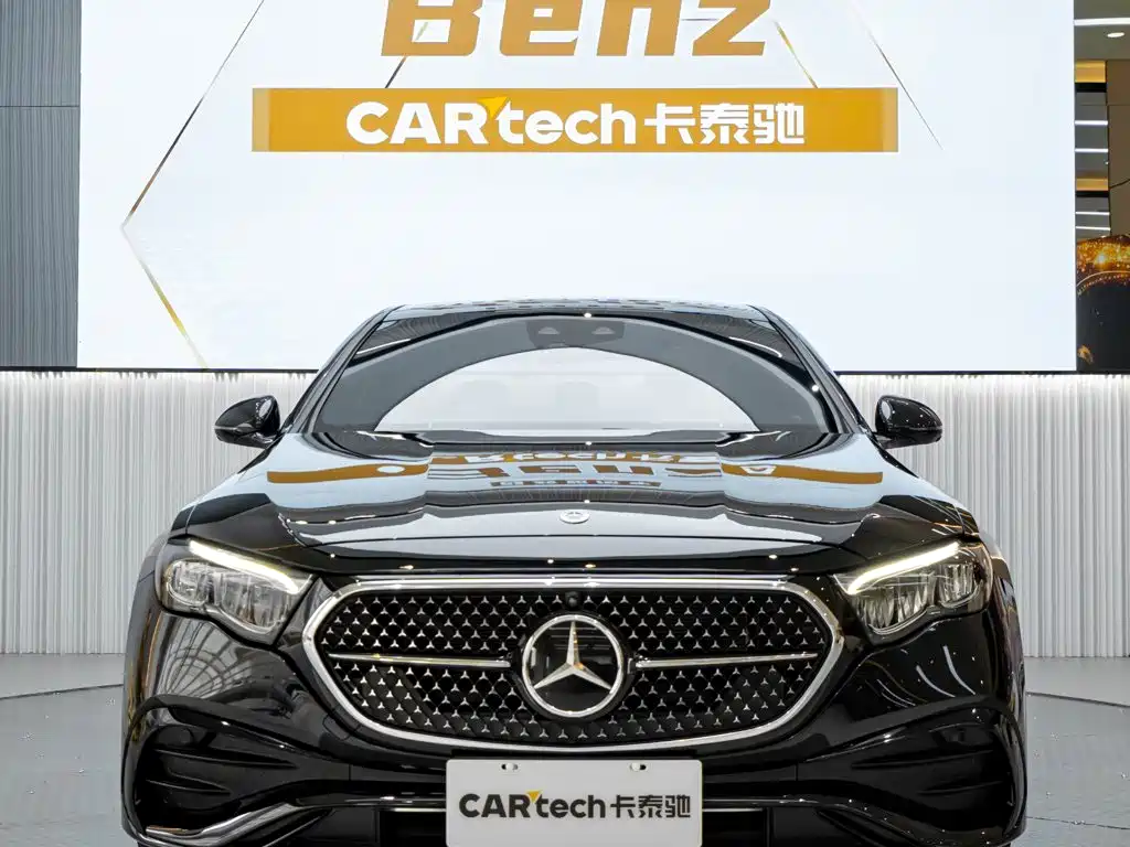 Mercedes-Benz E-Class — миниатюра 2