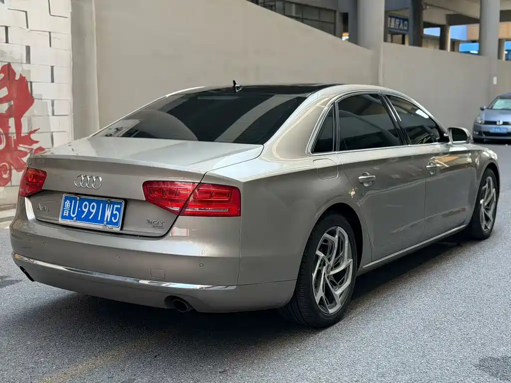 Audi A8 — миниатюра 8