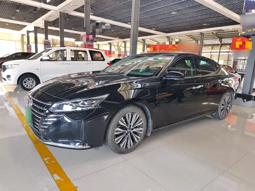 Купить Nissan Teana