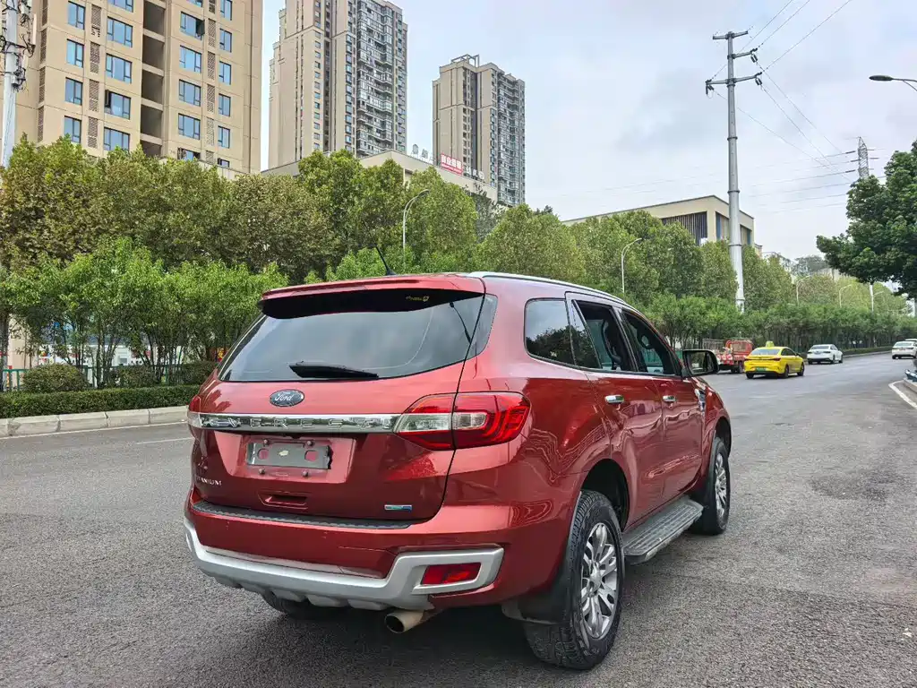 Ford Everest — миниатюра 9