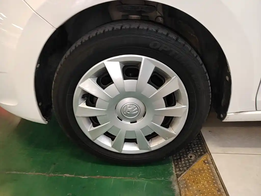 Skoda Rapid Spaceback — миниатюра 23