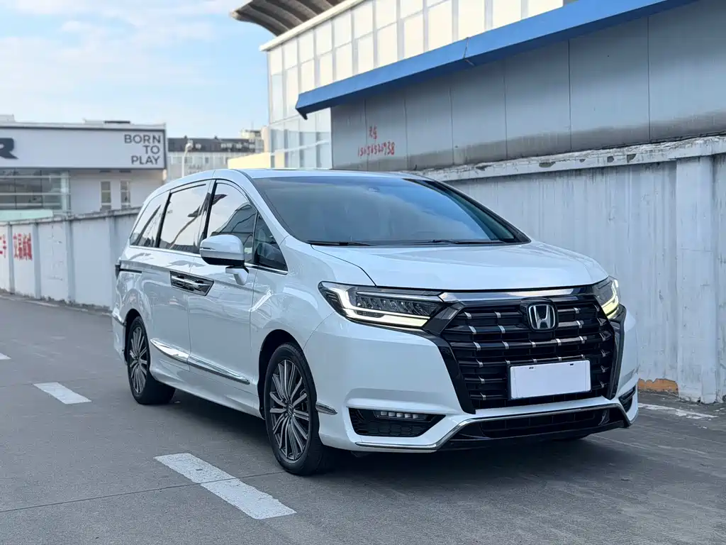Honda Elysion — миниатюра 3