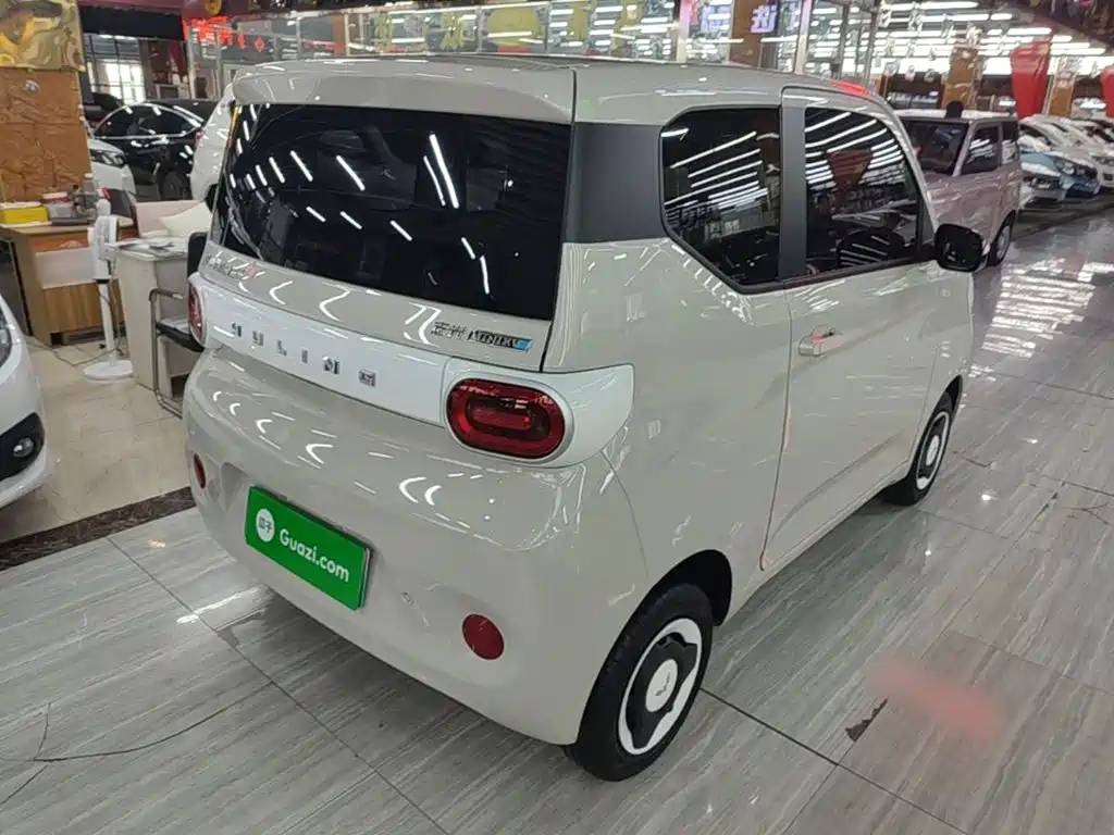 Wuling MINIEV — миниатюра 7