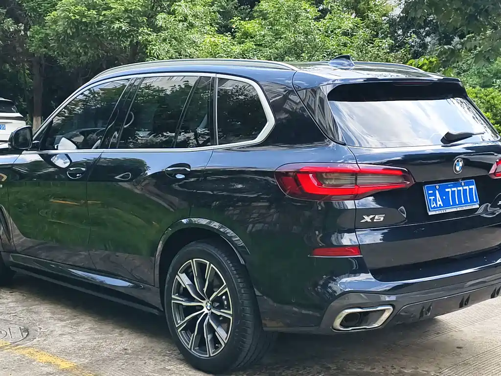 BMW X5 2020 xDrive40i M Sport