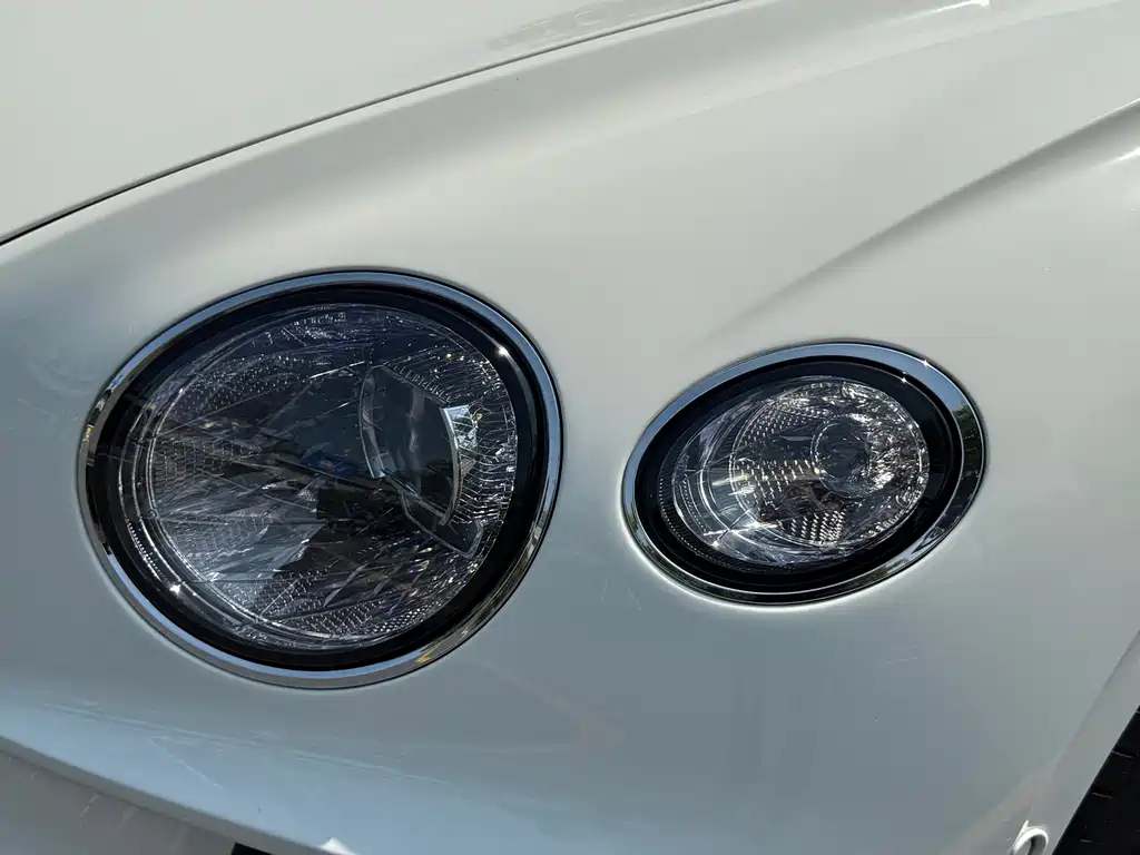 Bentley Continental — миниатюра 20