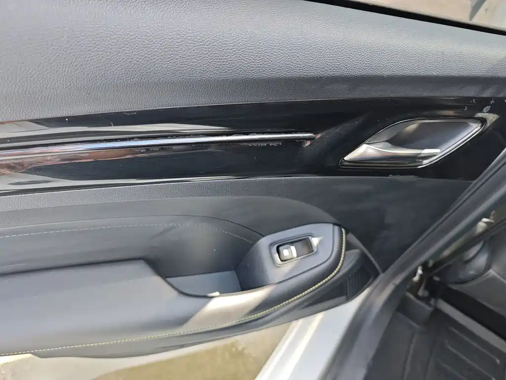 Roewe i5 — миниатюра 9