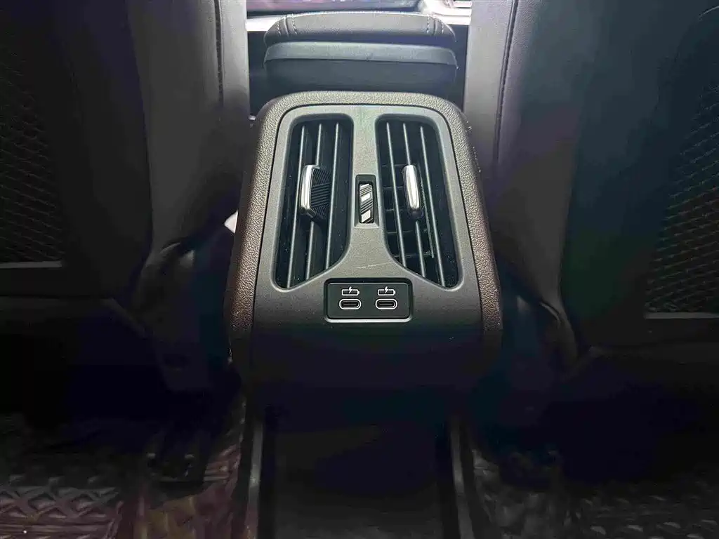 BMW X1 — миниатюра 18