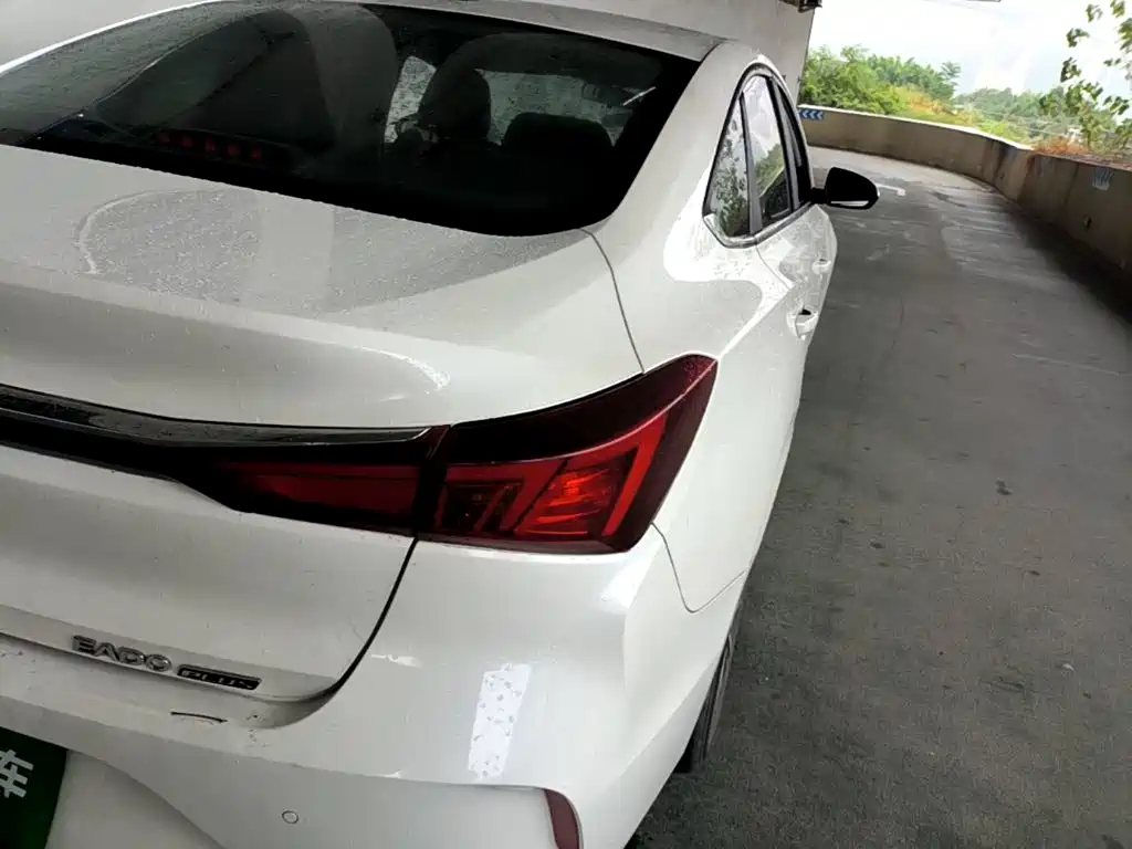 Changan Eado — миниатюра 8