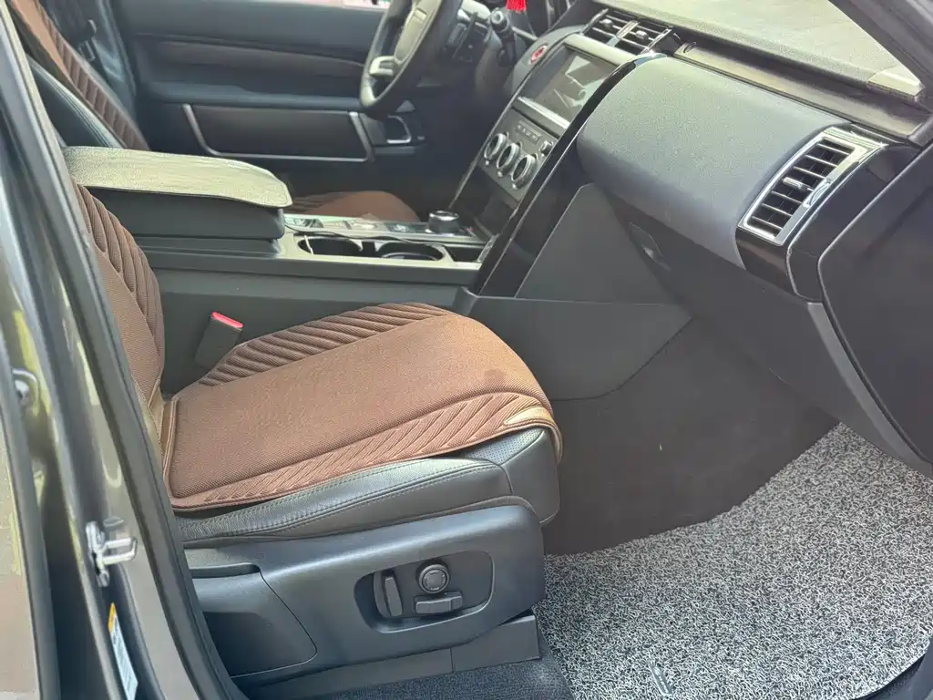 Land Rover Discovery 2.0T SE, фото 5