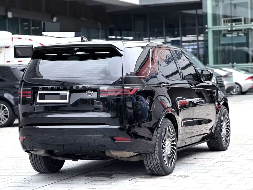 Land Rover Discovery — миниатюра 7