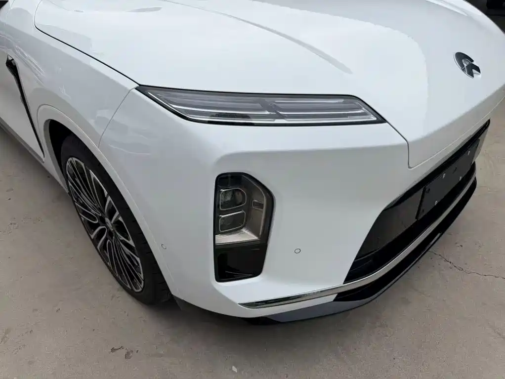 NIO ES8 — миниатюра 11