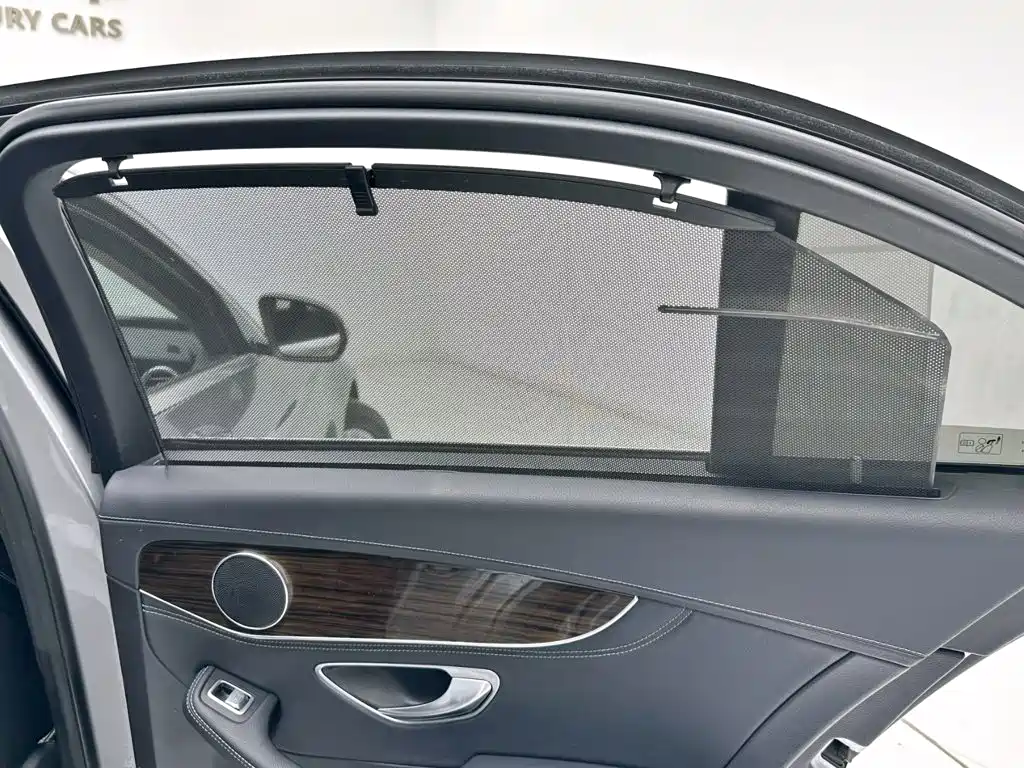 Mercedes-Benz C-Class — миниатюра 17