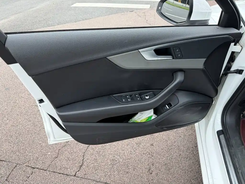 Audi A4L — миниатюра 6