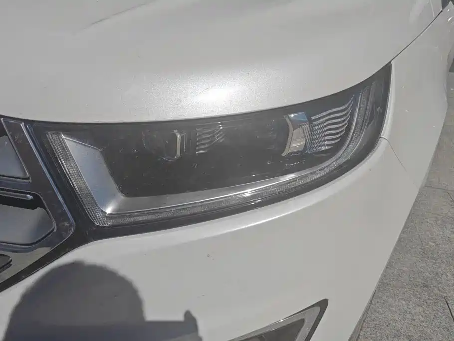 Ford Edge — миниатюра 5