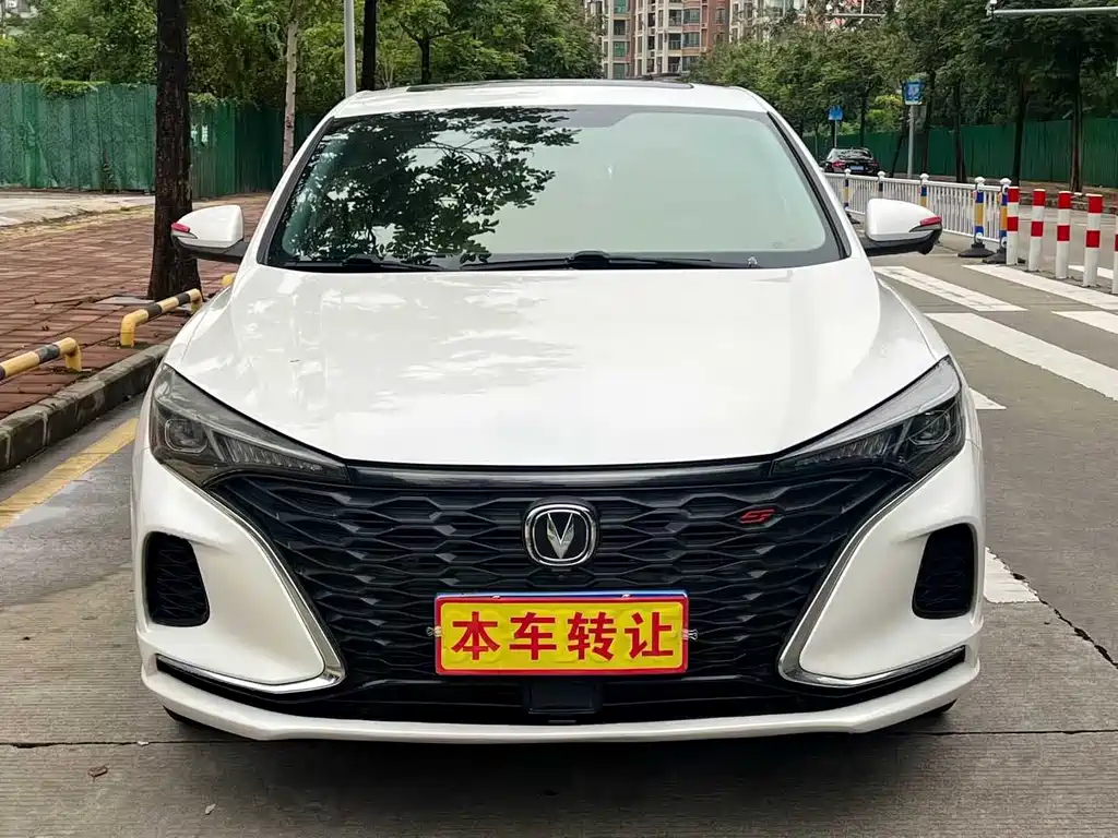 Changan Eado — миниатюра 2