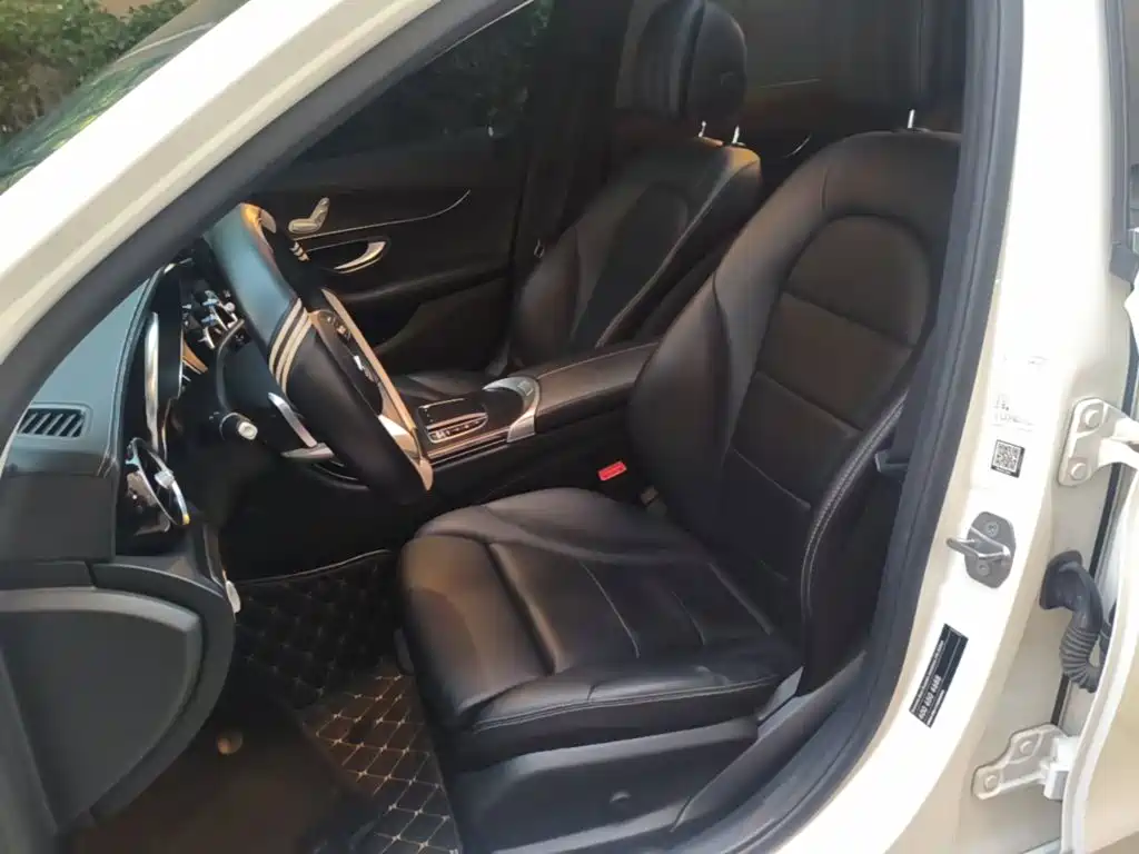 Mercedes-Benz C-Class — миниатюра 15