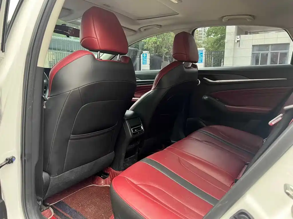 Changan Eado — миниатюра 6