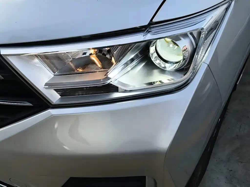 Wuling Hongguang — миниатюра 24