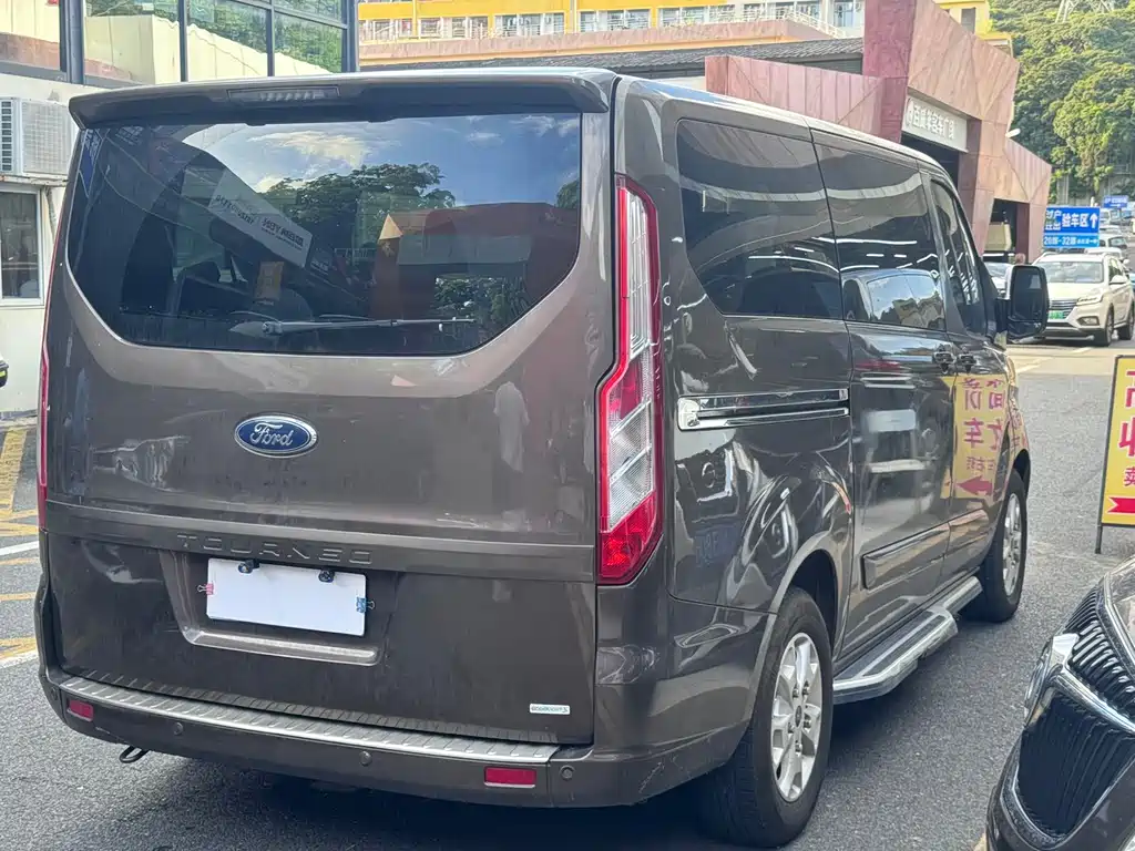 Ford Tourneo 2017 2.0T AT