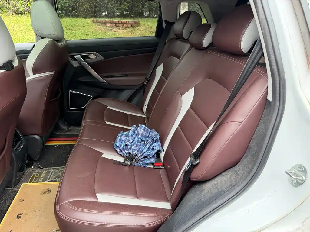 Geely Boyue — миниатюра 12