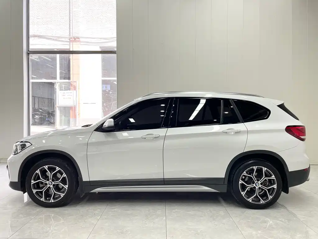 BMW X1 — миниатюра 5