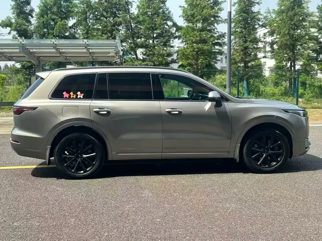 Li Auto Li ONE — миниатюра 17