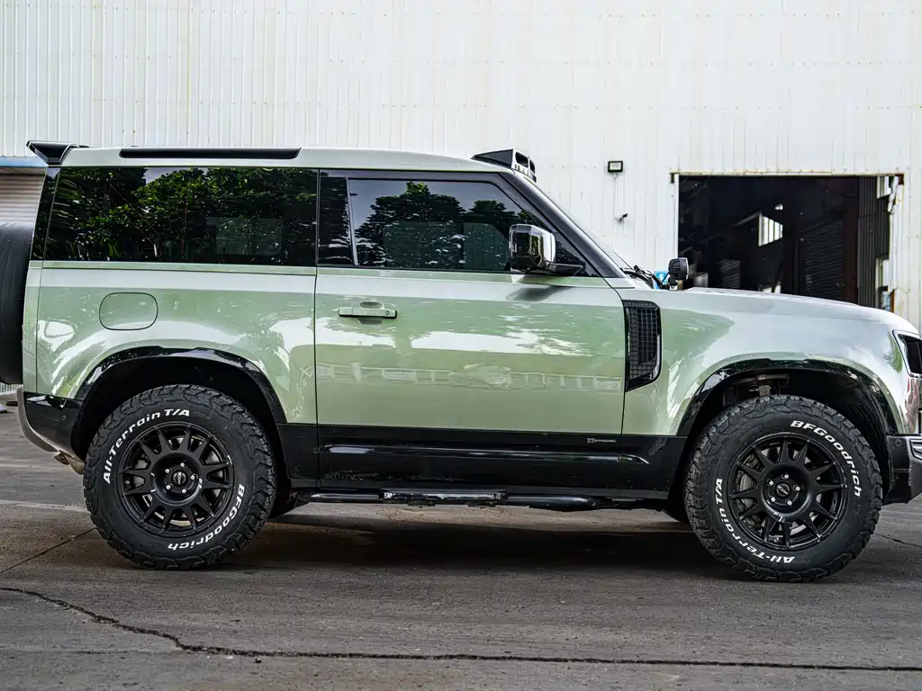 Land Rover Land Rover Defender 2021 90 P400