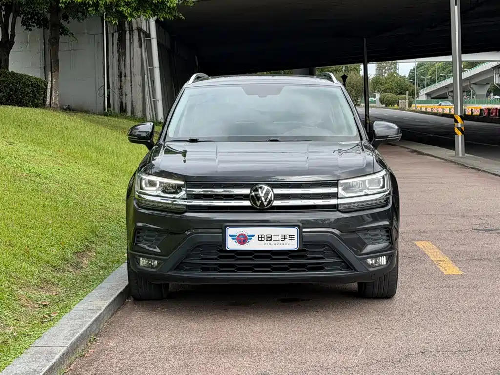 Volkswagen Tharu — миниатюра 2
