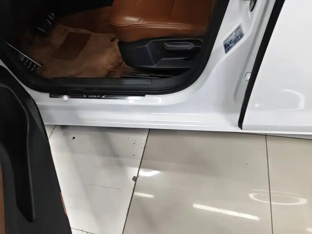 Volkswagen Golf — миниатюра 22