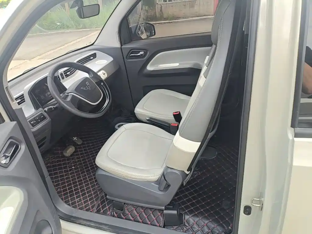Wuling MINIEV — миниатюра 15