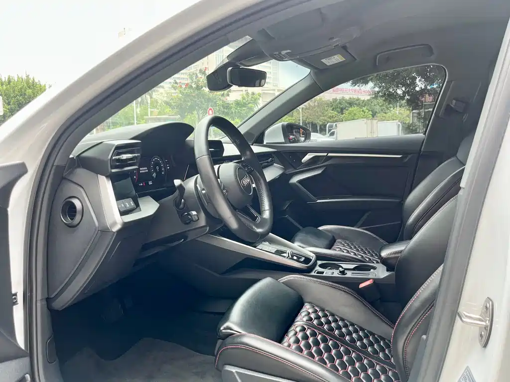 Audi A3 — миниатюра 4