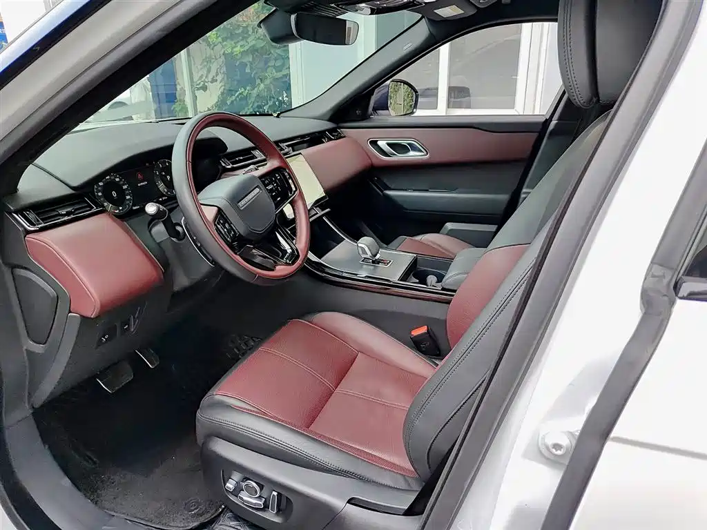 Land Rover Range Rover Velar 2024 Dynamic HSE