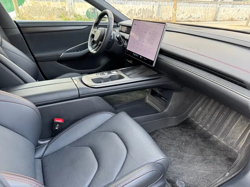 XIAOMI CAR XIAOMI SU7