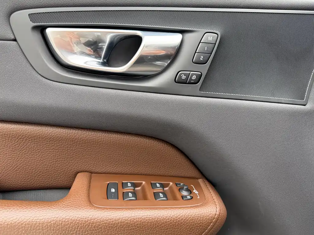 Volvo XC60 2021 T5 Luxury
