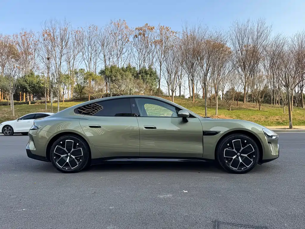 XIAOMI CAR XIAOMI SU7