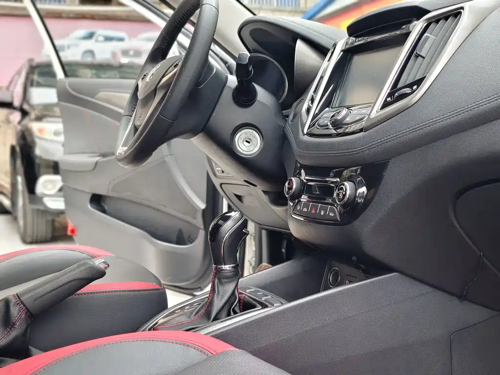 Changan Eado XT — миниатюра 13